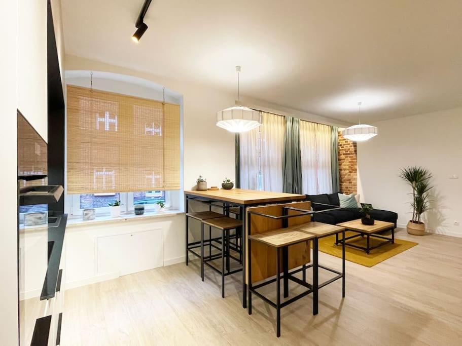 Nikiszowiec - Modern Silesian Apartment Катовице Экстерьер фото